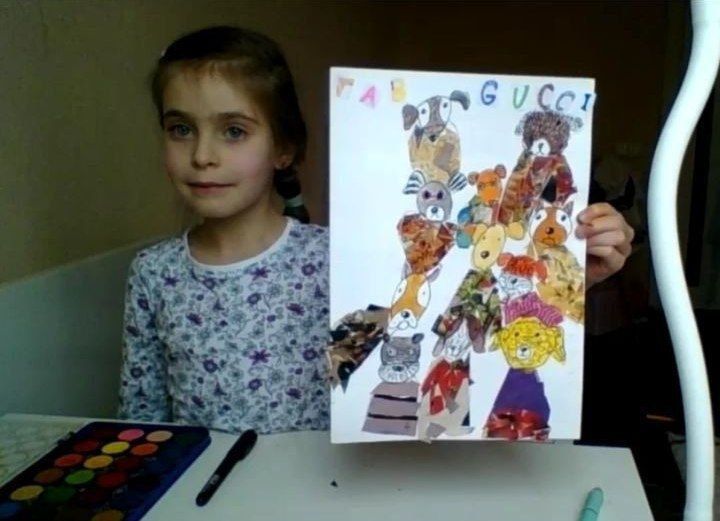 Футболка чорного кольору з дитячим малюнком ГавГуччі від ЗоЇ